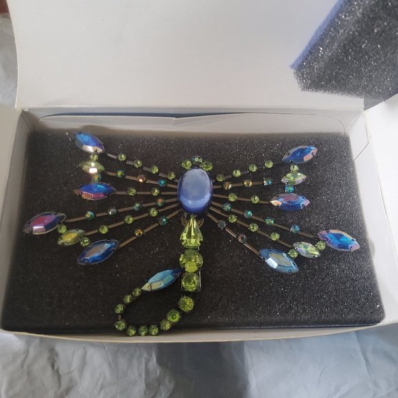 SALE  AVON DRAGONFLY BROOCH VINTAGE  2005   New no tags - Picture 1 of 10